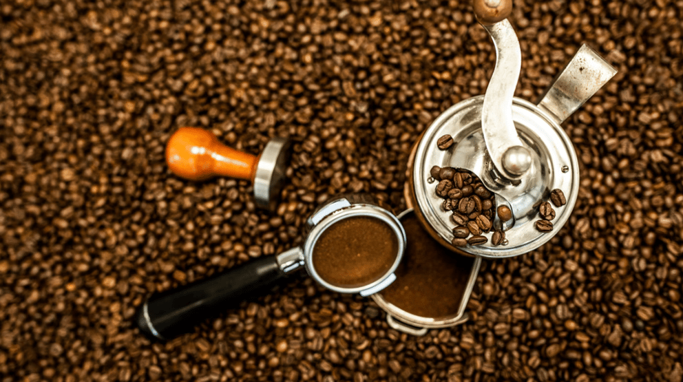https://2181998.fs1.hubspotusercontent-na1.net/hubfs/2181998/Fresh%20Ethiopian%20Coffee%20Beans.png