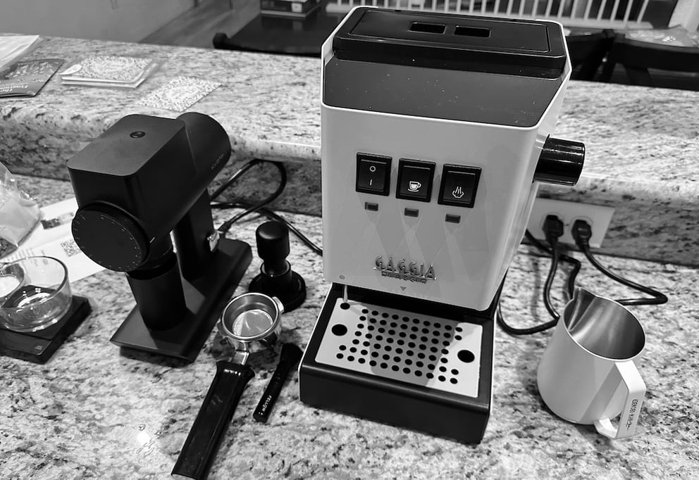 https://2181998.fs1.hubspotusercontent-na1.net/hubfs/2181998/HIGH-END-ESPRESSO-MACHINE.png