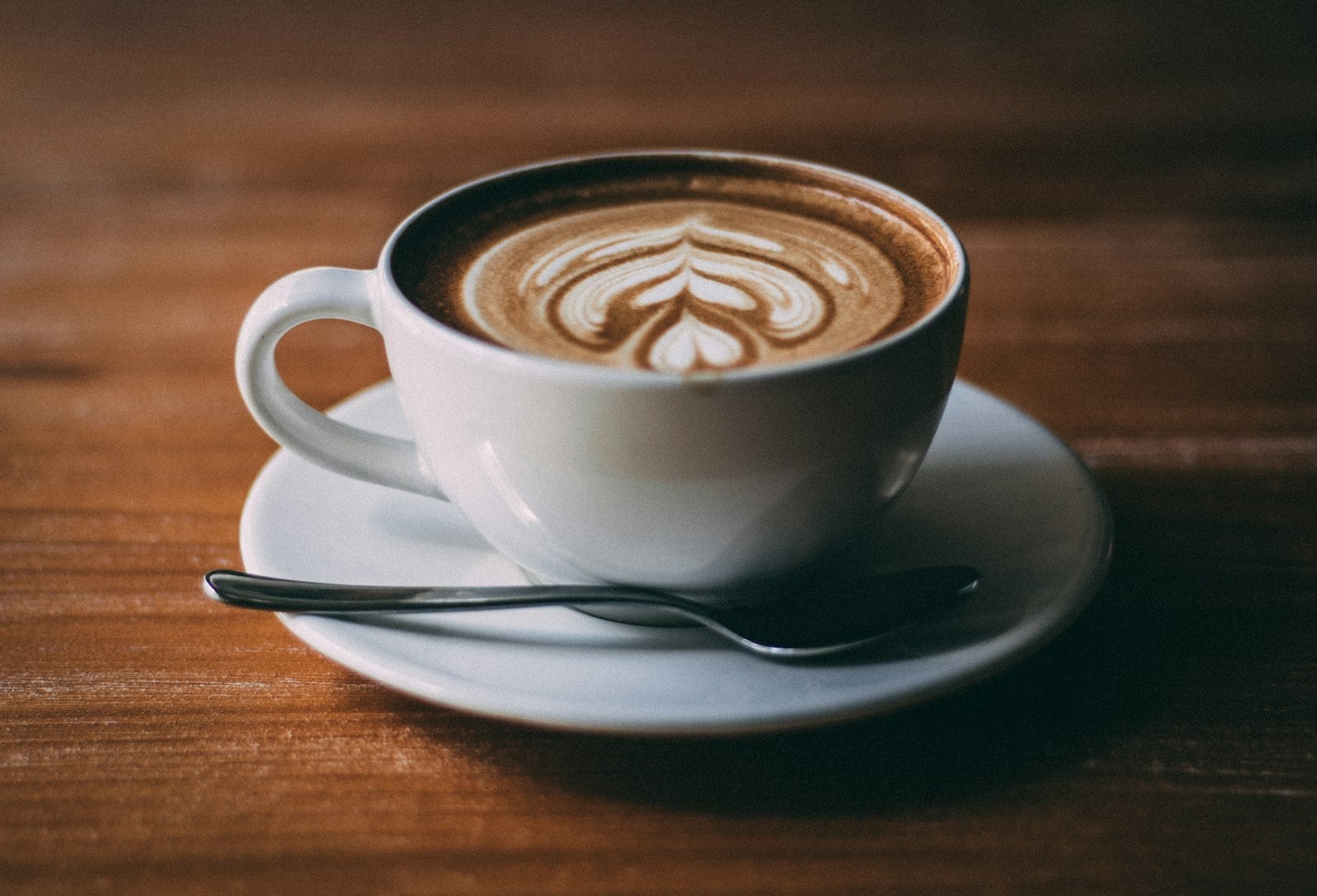 Espresso vs Cappuccino: What Actually Changes in the Cup